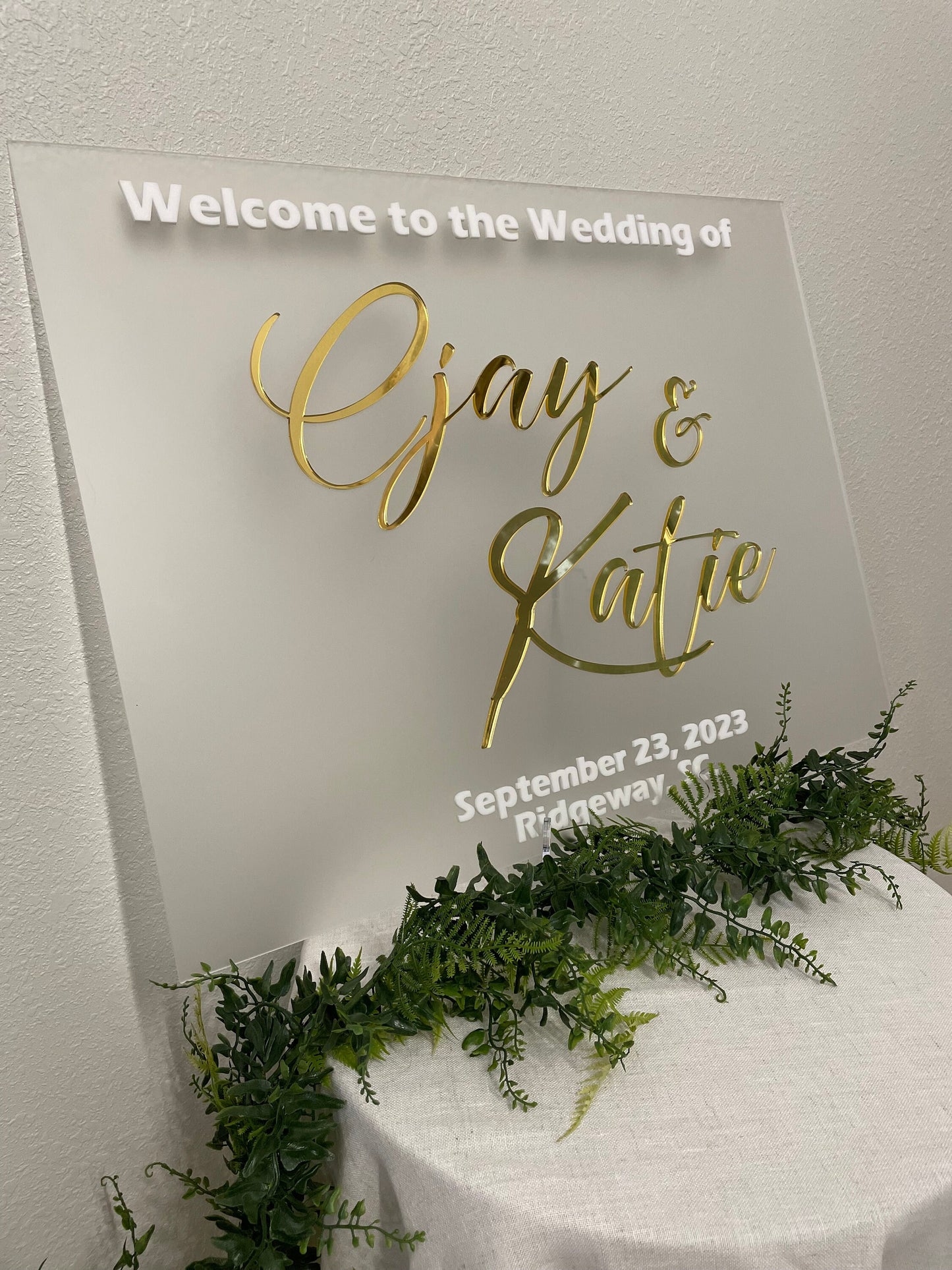 Frosted Acrylic Wedding Welcome Sign, 3D Raised Lettering, Custom Entrance Sign, Personalized Bride and Groom Sign