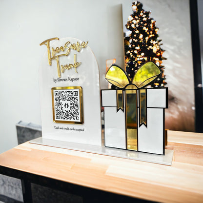 Single QR Code Custom Sign with Present Box