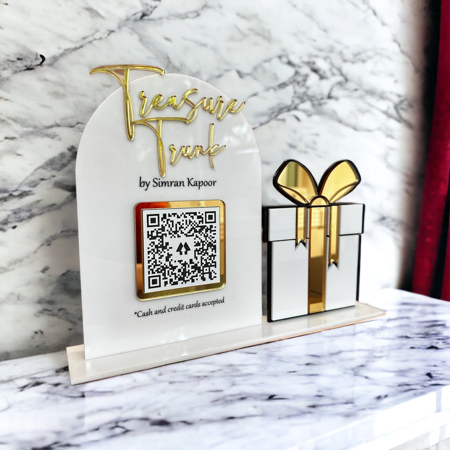 Single QR Code Custom Sign with Present Box
